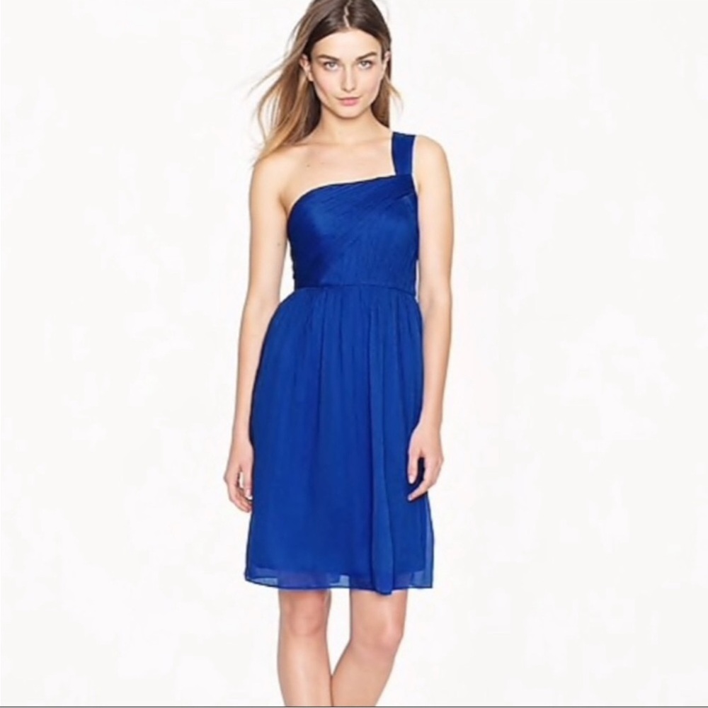 Elegant Blue One-Shoulder Dress
